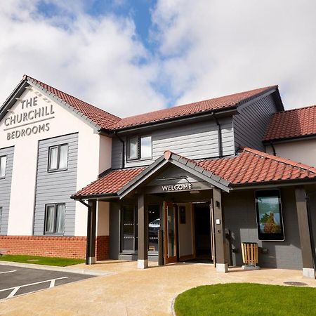 The Churchill By Greene King Inns Royal Wootton Bassett Exteriér fotografie